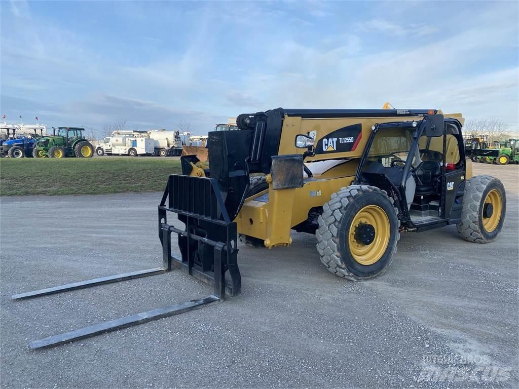 CAT TL1255D Teleszkópos rakodók