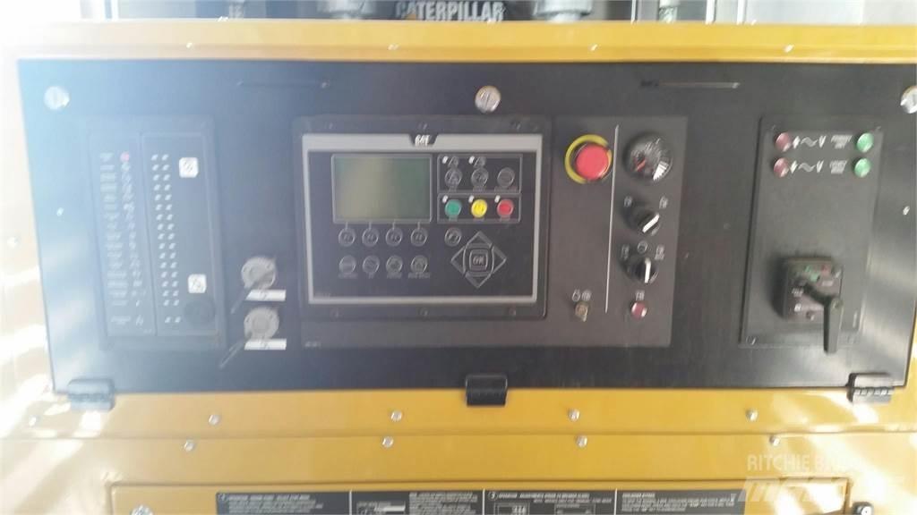 CAT XQ800 Egyéb Áramfejlesztők