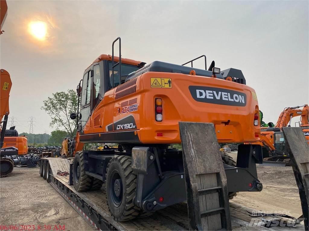 Develon DX190W-5 Gumikerekes kotrók