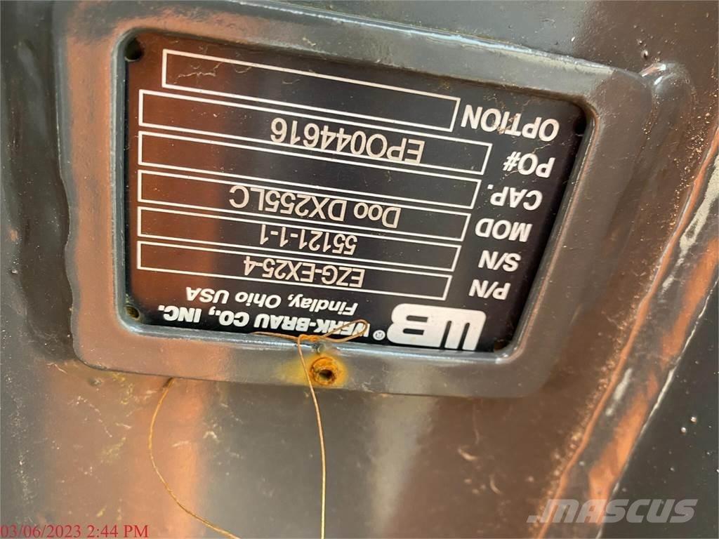 Develon DX255 LC-7 Lánctalpas kotrók