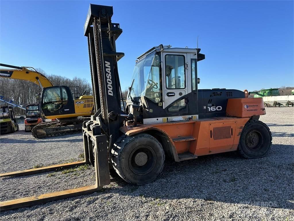 Doosan D160S-7 Targoncák-Egyéb