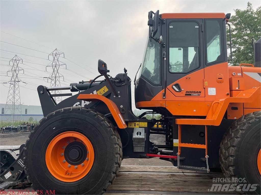 Doosan DL250-5 Gumikerekes homlokrakodók