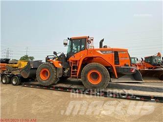 Doosan DL300-5 Gumikerekes homlokrakodók