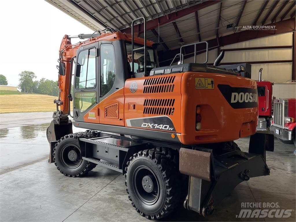Doosan DX140W-5 Gumikerekes kotrók