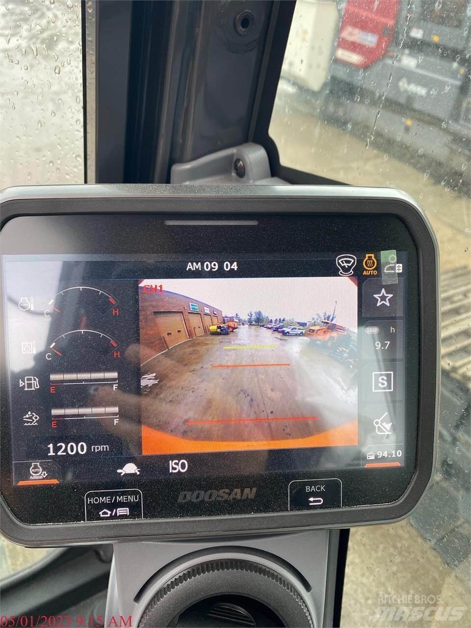 Doosan DX300 LC Lánctalpas kotrók