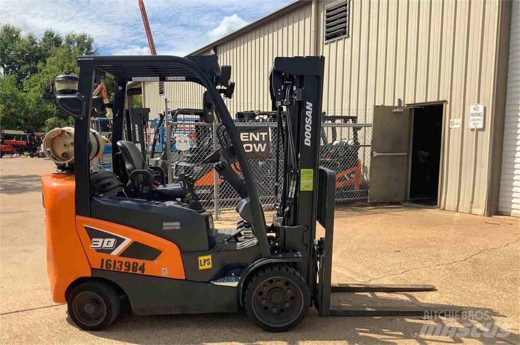 Doosan GC30S-9 Targoncák-Egyéb