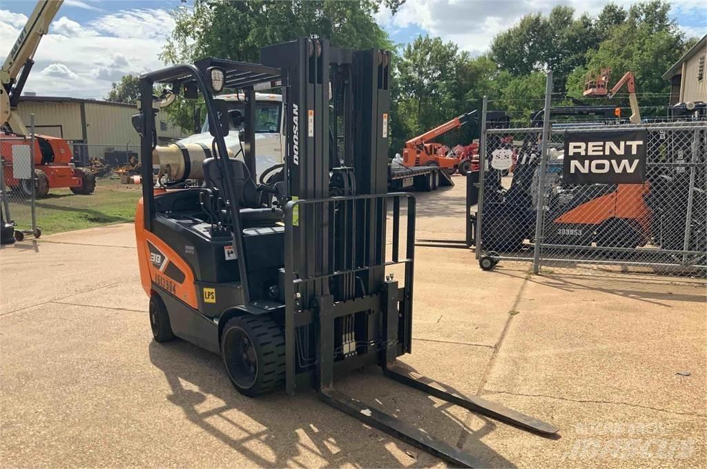 Doosan GC30S-9 Targoncák-Egyéb