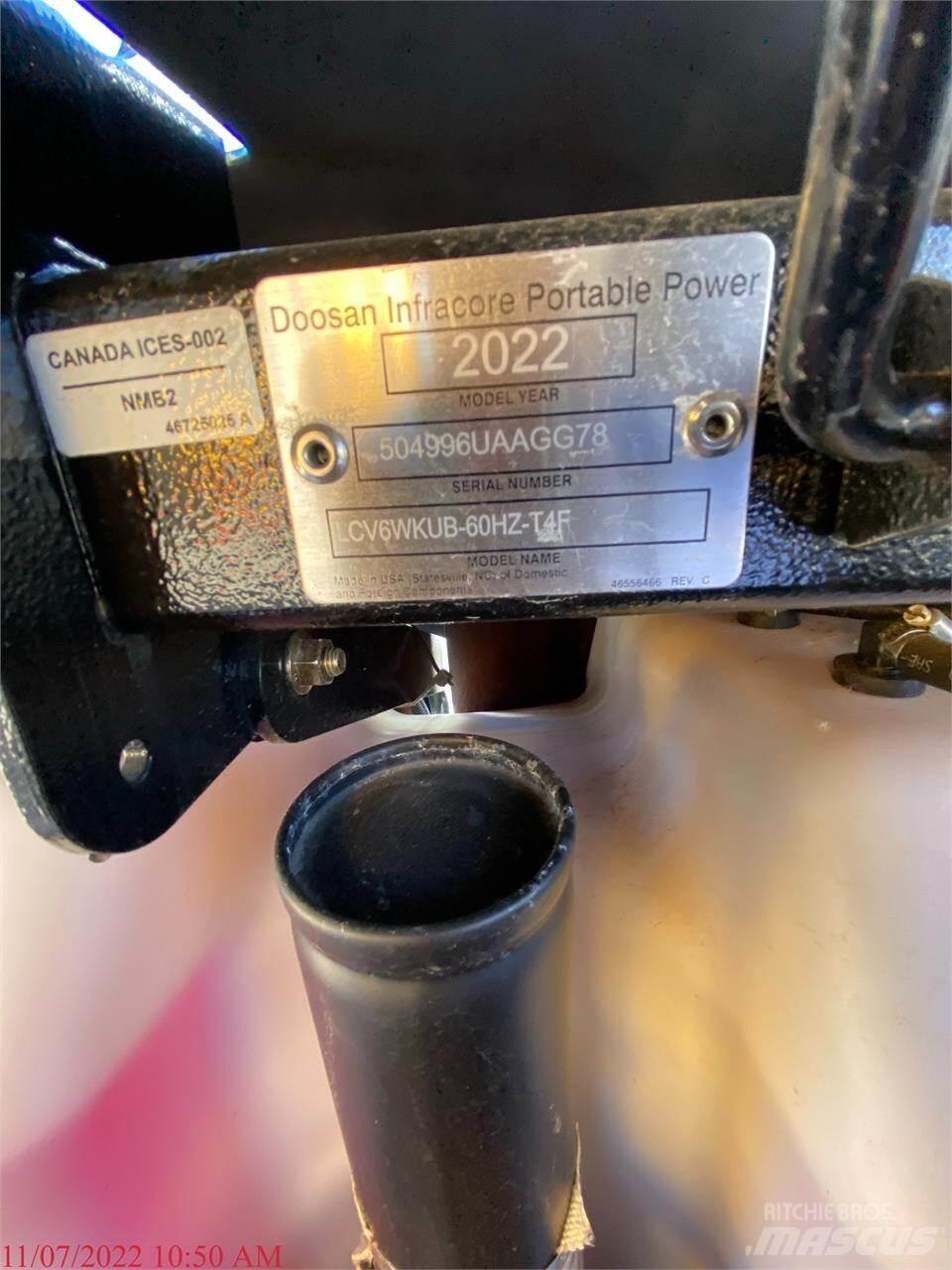 Doosan LCV6 Fénytornyok