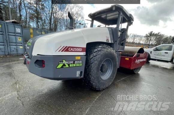 Dynapac CA2500D Ikerdobos hengerek