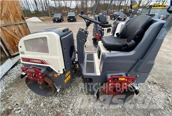 Dynapac CC900G Ikerdobos hengerek