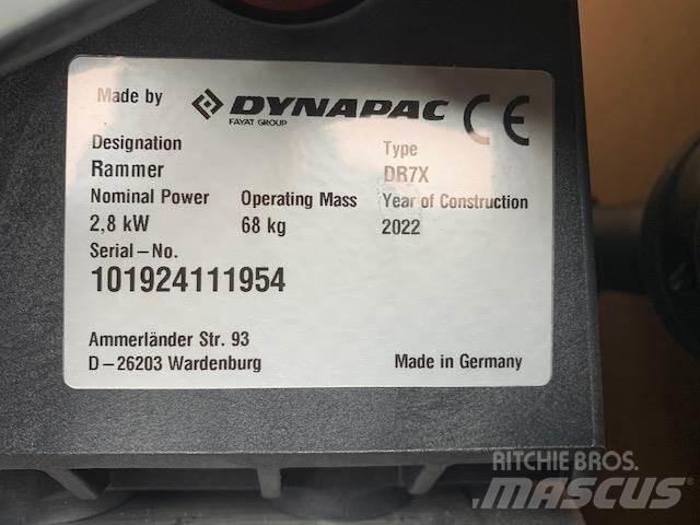 Dynapac DR7X Vontatott vibrátoros hengerek