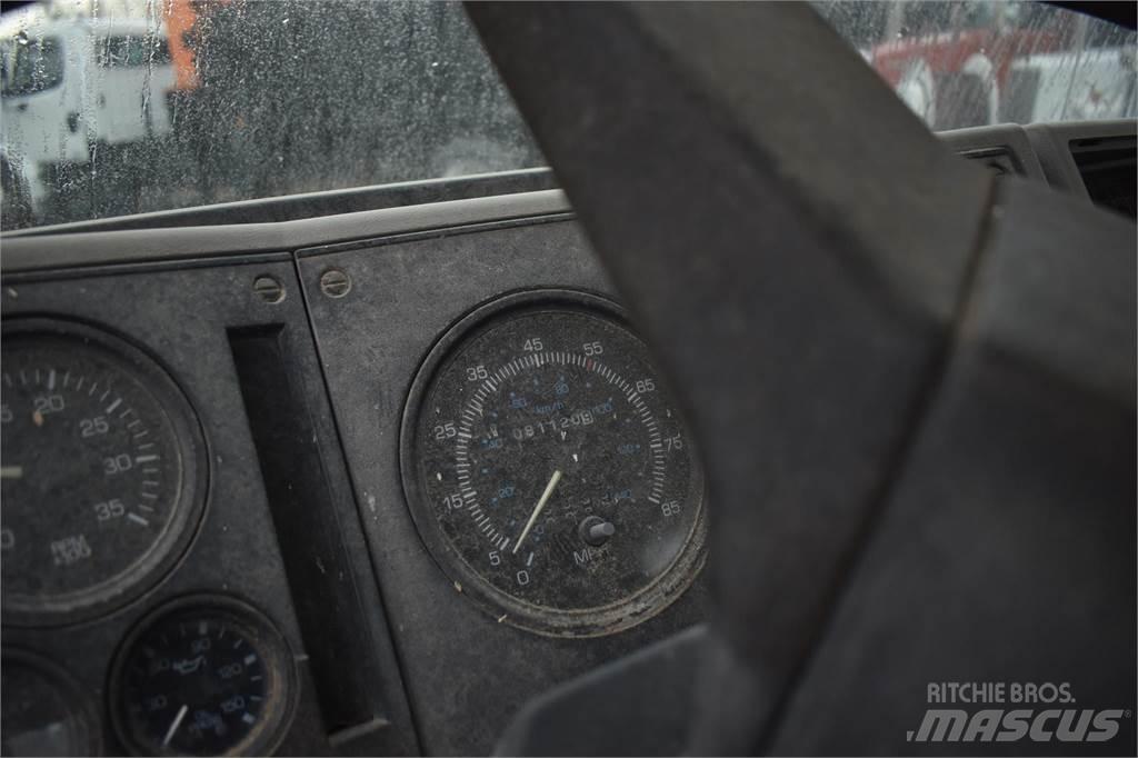 Ford CF8000 Darus teherautók