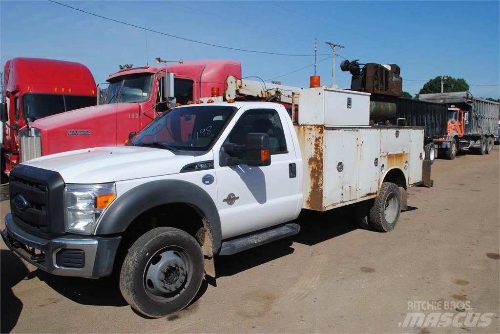 Ford F550 Közúti karbantartó haszongépek
