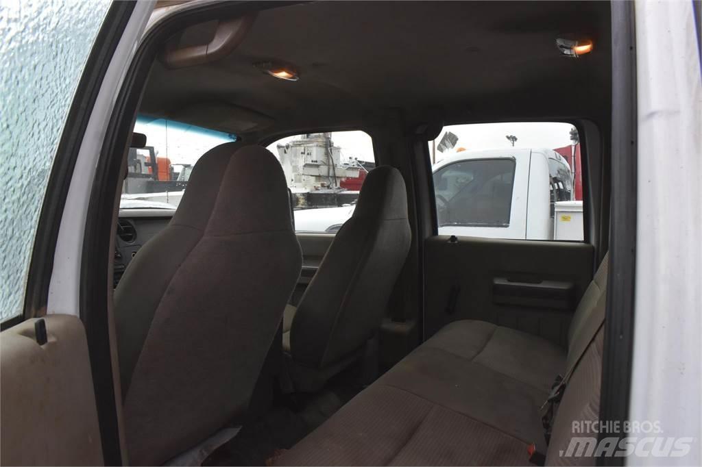 Ford F550 Közúti karbantartó haszongépek