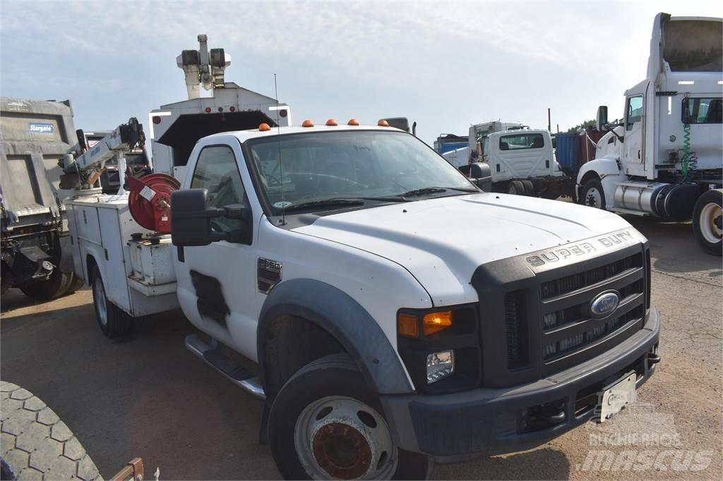 Ford F550 Közúti karbantartó haszongépek
