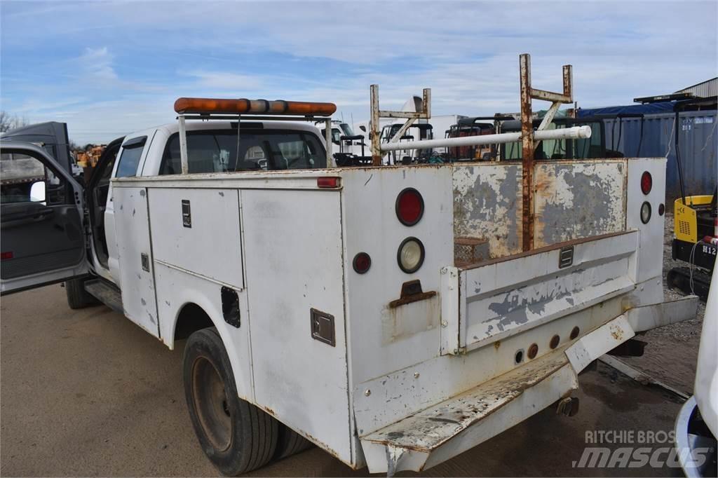 Ford F550 Közúti karbantartó haszongépek