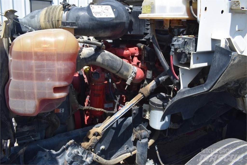 Ford F750 Tartályos teherautók