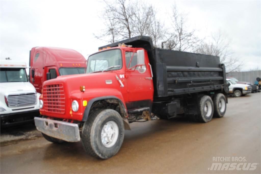 Ford L8000 Billenő teherautók