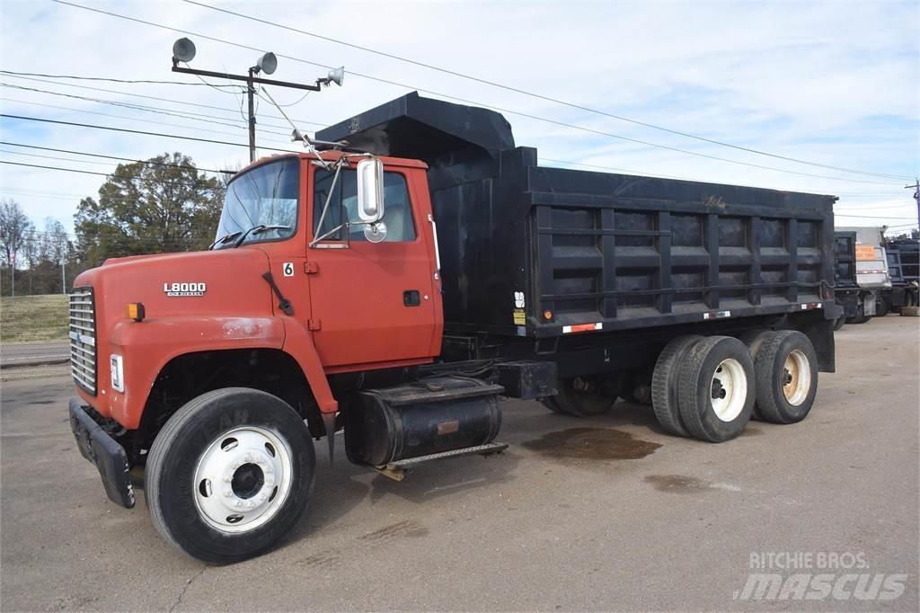 Ford L8000 Billenő teherautók