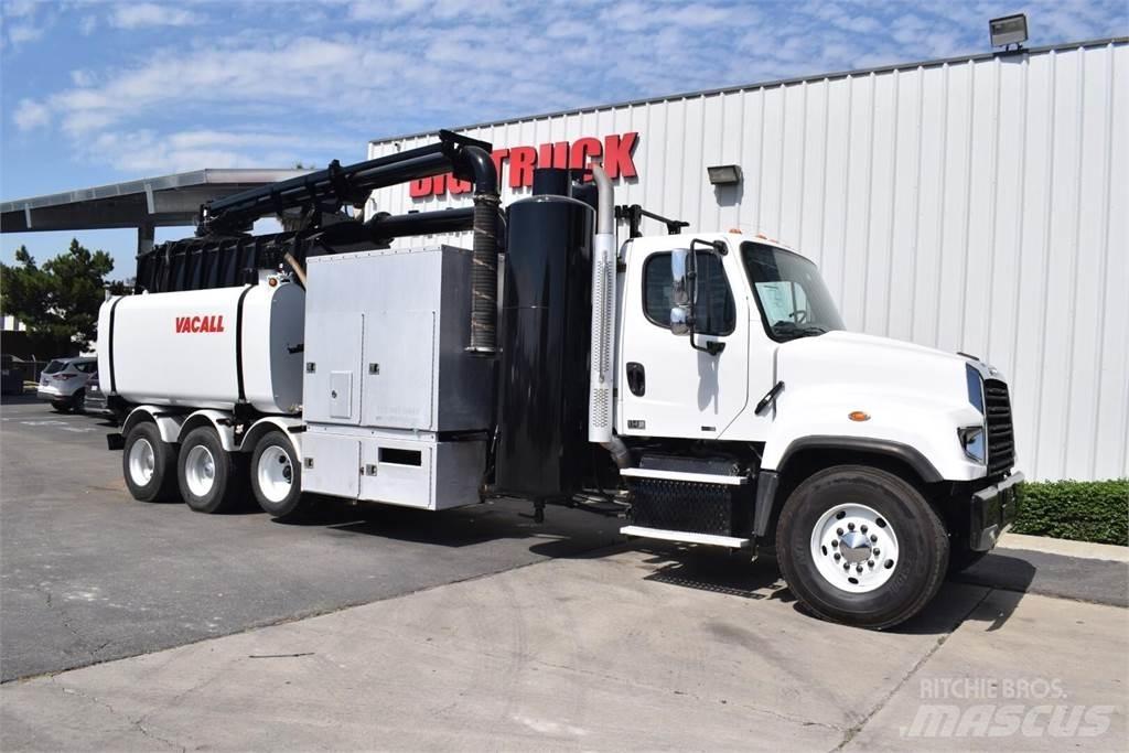 Freightliner 114SD Tartályos teherautók