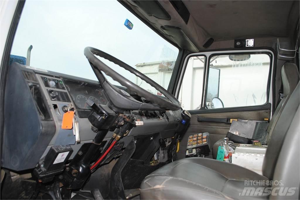Freightliner FL80 Darus teherautók