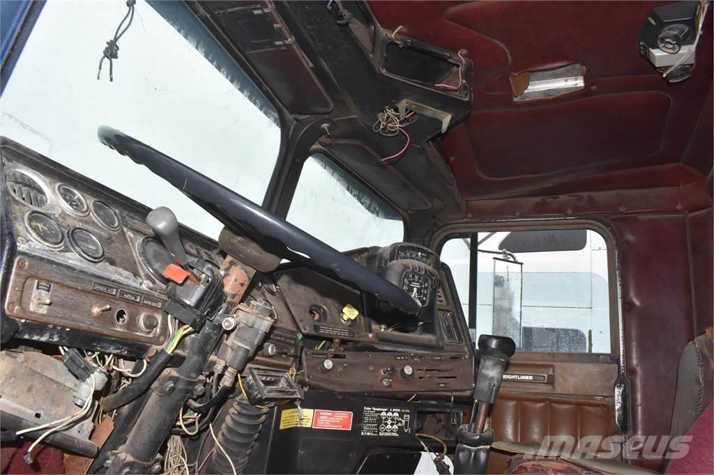 Freightliner MB80 Billenő teherautók