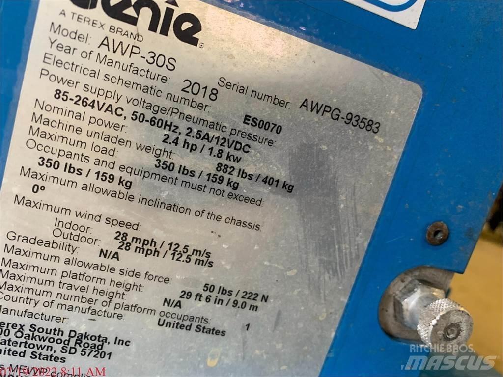 Genie AWP30S Személyemelők