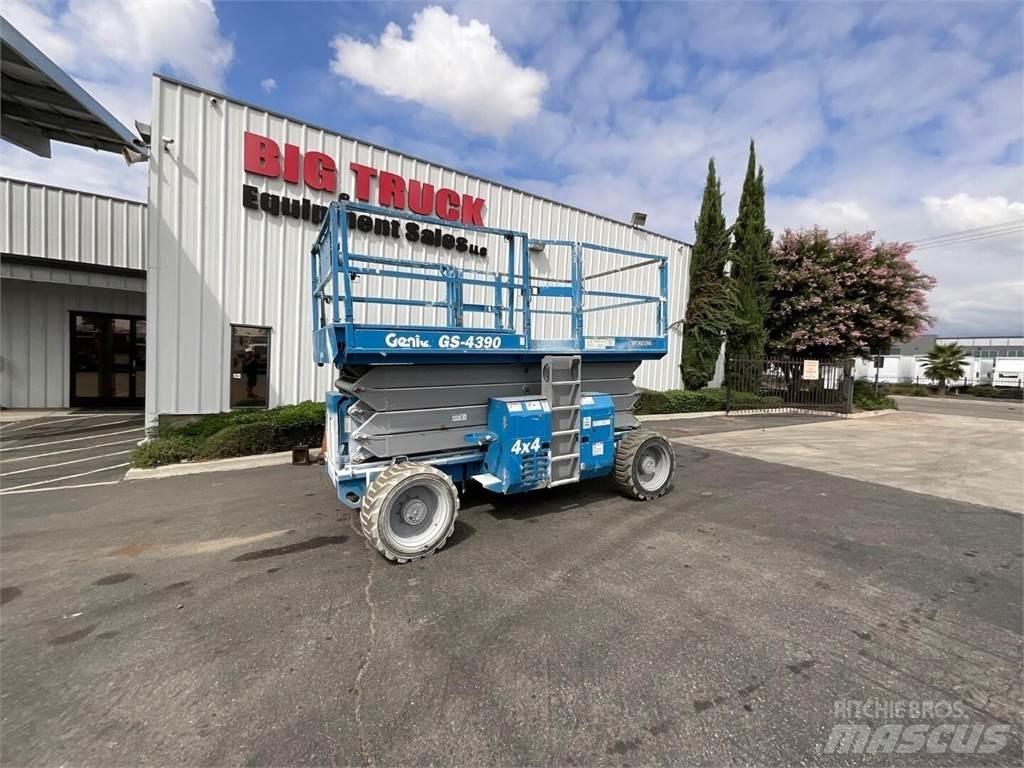 Genie GS4390RT Ollós emelők