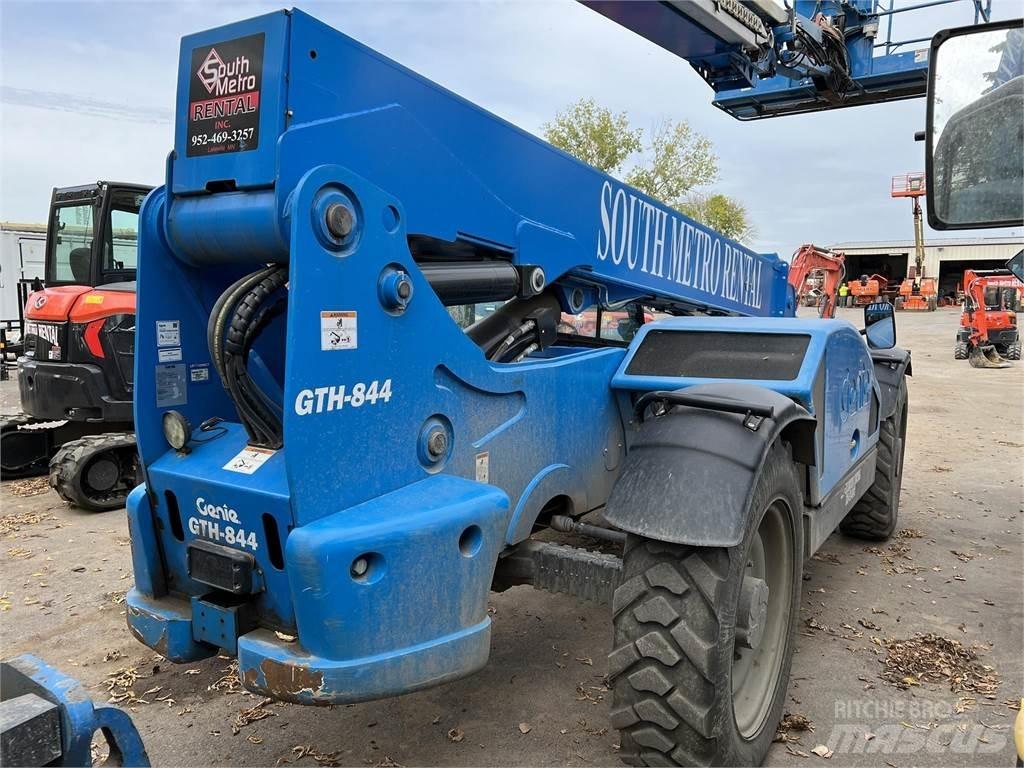 Genie GTH844 Teleszkópos rakodók