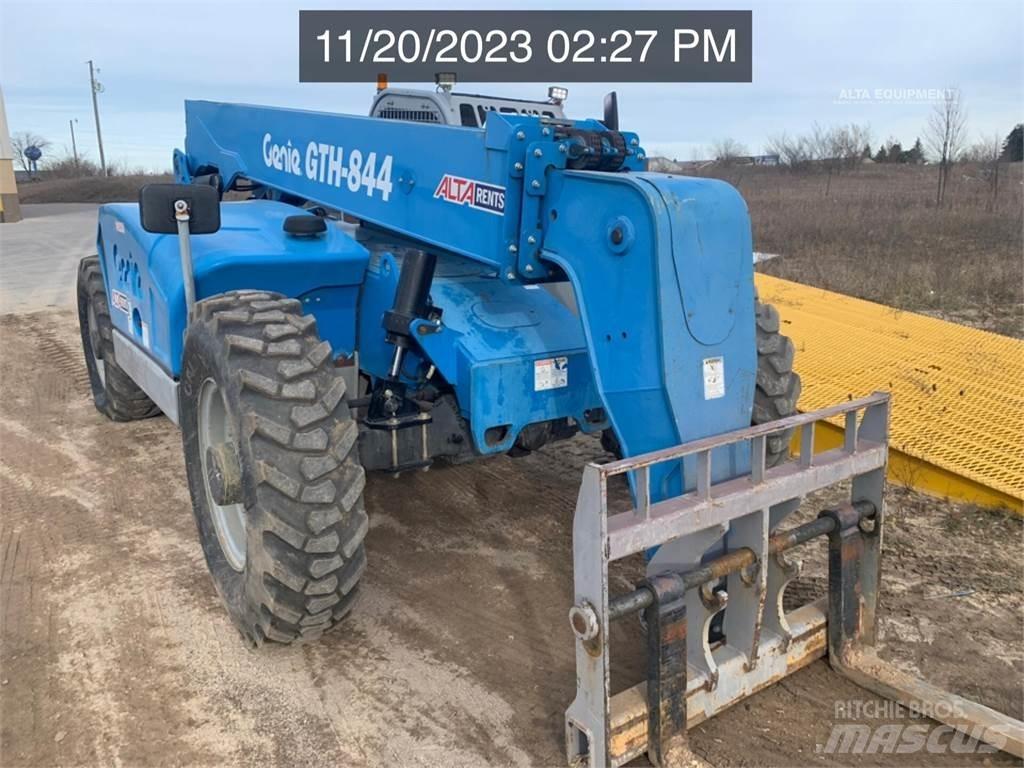 Genie GTH844 Teleszkópos rakodók