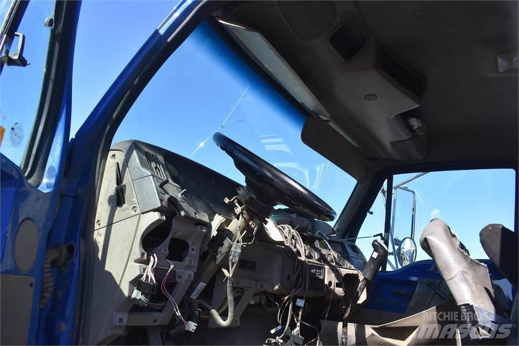 Hiab 335K-4 HIPRO Átrakógépek