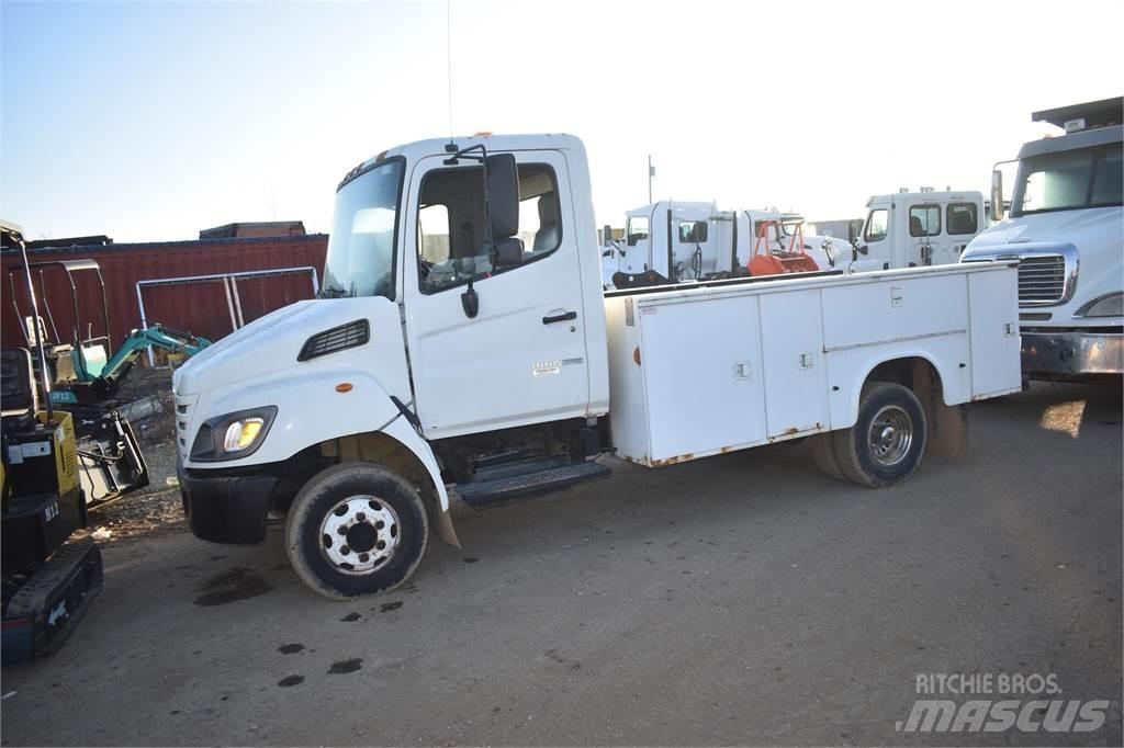 Hino 145 Közúti karbantartó haszongépek