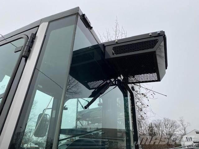Hitachi ZW50 Gumikerekes homlokrakodók
