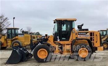 Hyundai HL930A Gumikerekes homlokrakodók
