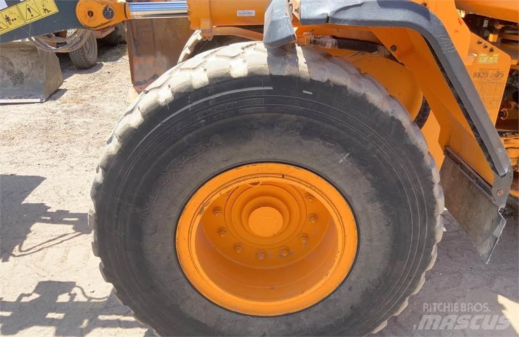 Hyundai HL955TM Gumikerekes homlokrakodók