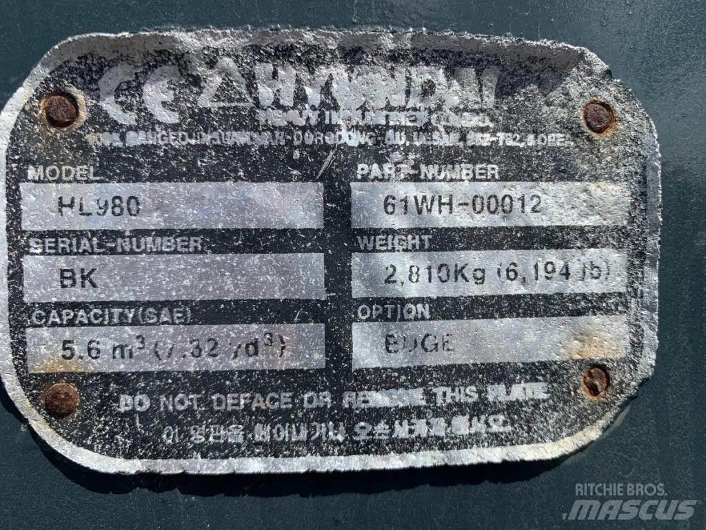 Hyundai HL980 Gumikerekes homlokrakodók