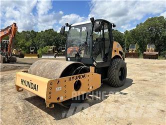 Hyundai HR70C Ikerdobos hengerek
