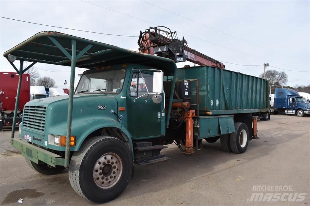 International 4700 Darus teherautók