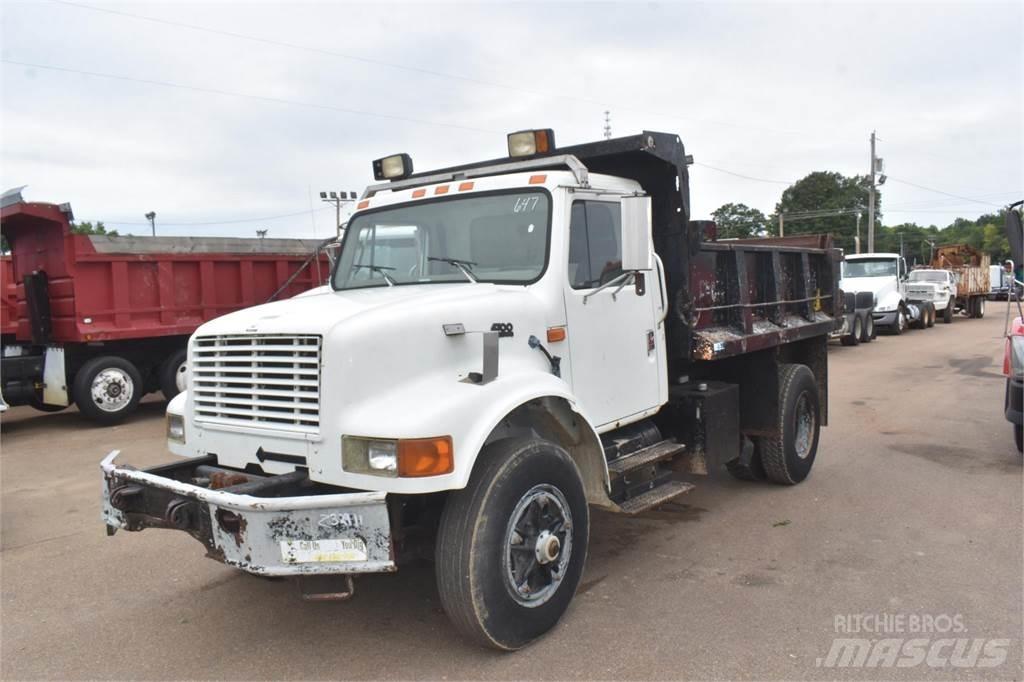 International 4700 Billenő teherautók