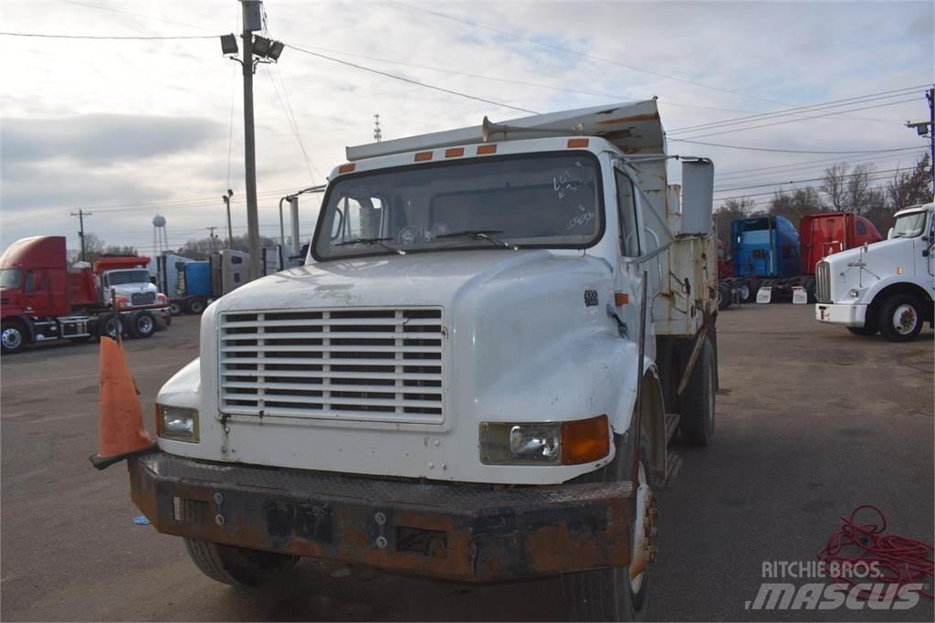 International 4700 Billenő teherautók