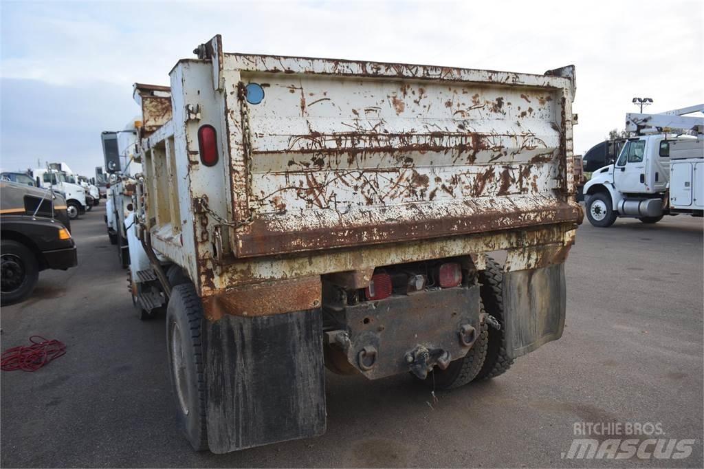 International 4700 Billenő teherautók