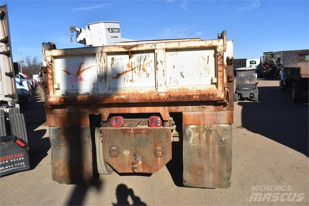 International 4700 Billenő teherautók