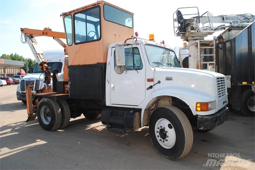 International 4700 Darus teherautók