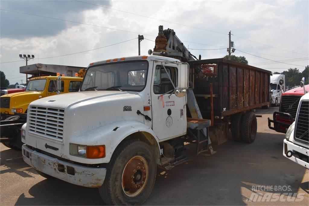 International 4900 Darus teherautók