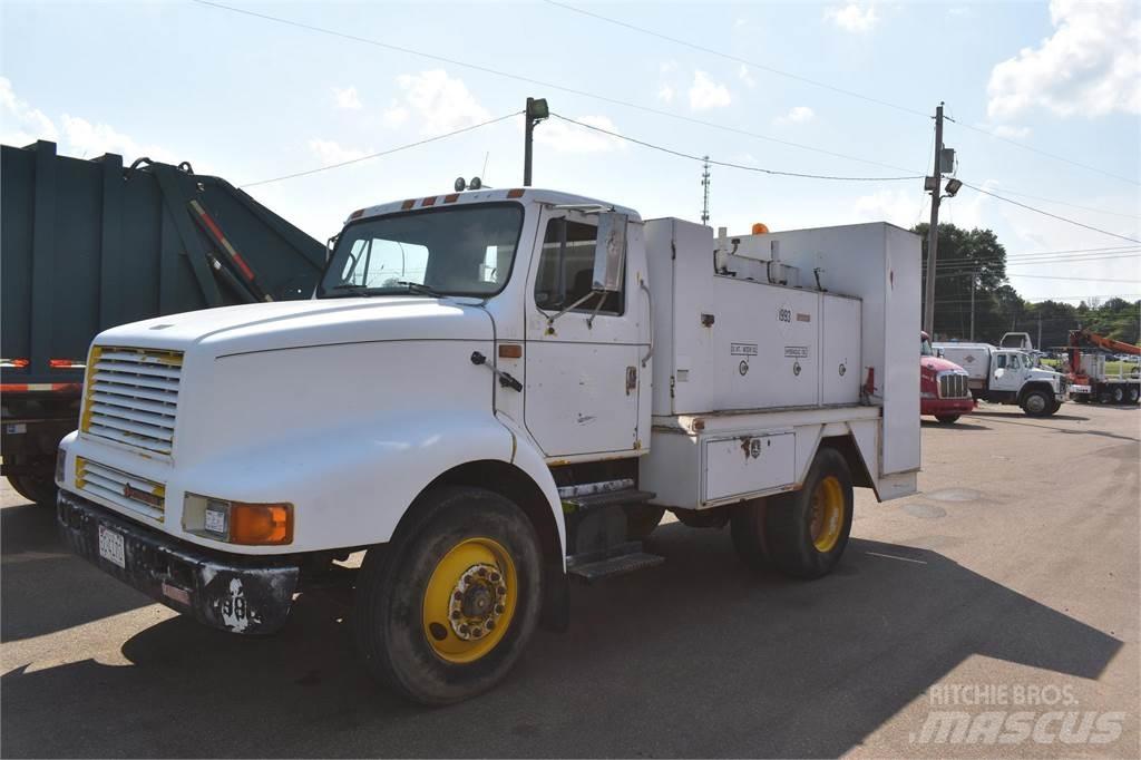 International 8200 Tartályos teherautók