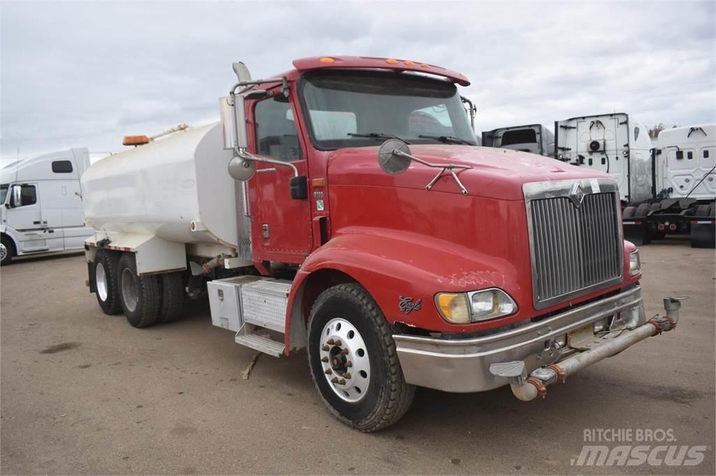 International 9200 Tartályos teherautók