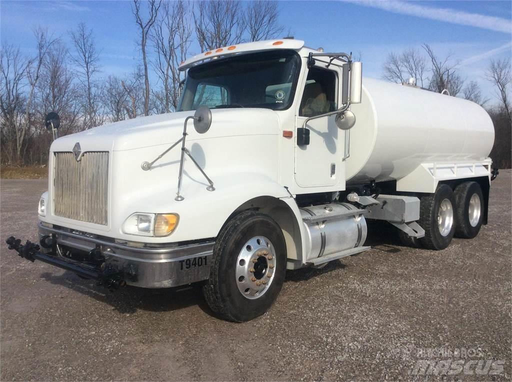 International 9400 Vízszállító teherautók