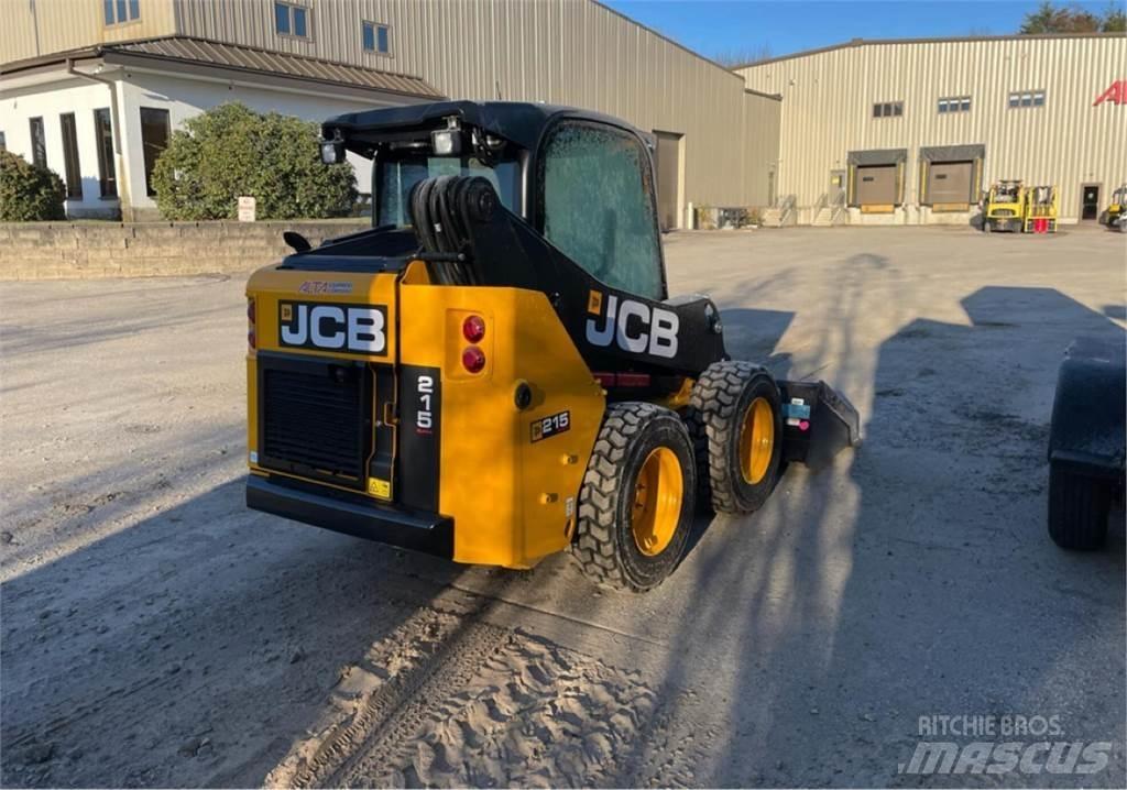 JCB 215 Kompaktrakodók
