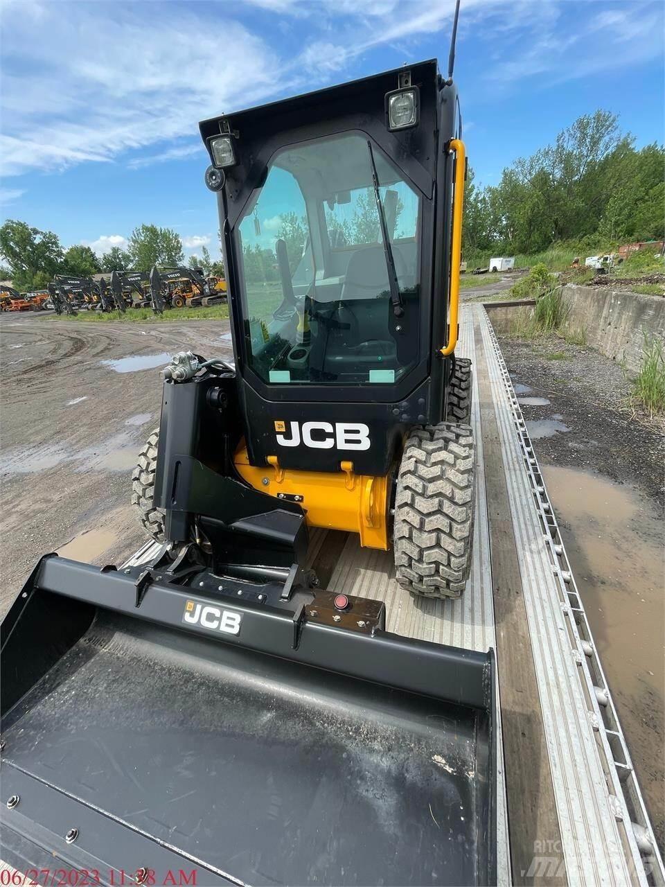 JCB 300 Kompaktrakodók