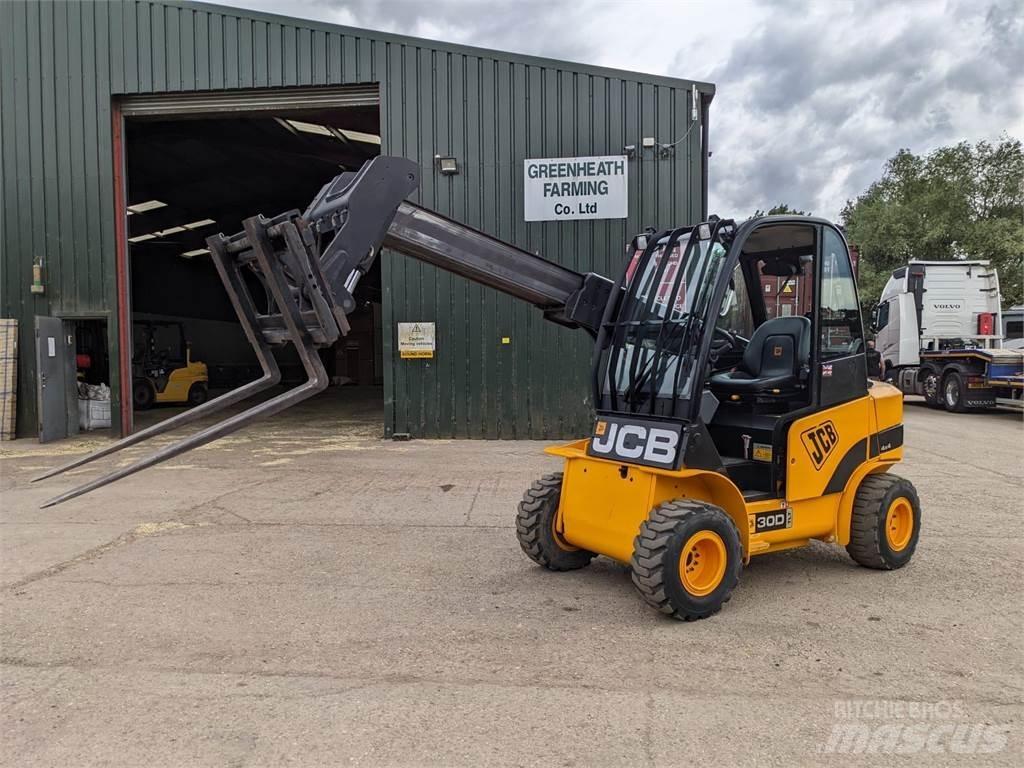 JCB 30D Teleszkópos rakodók